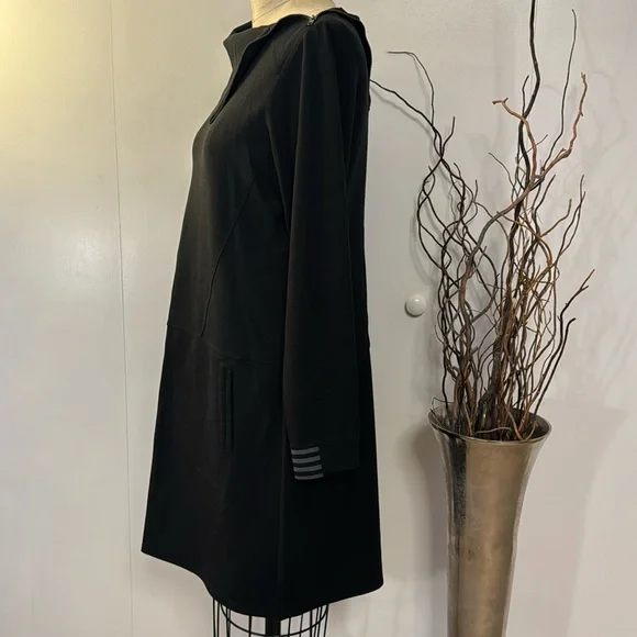 Lole long sleeve zipper neck midi dress with pockets - Picture 3 of 6